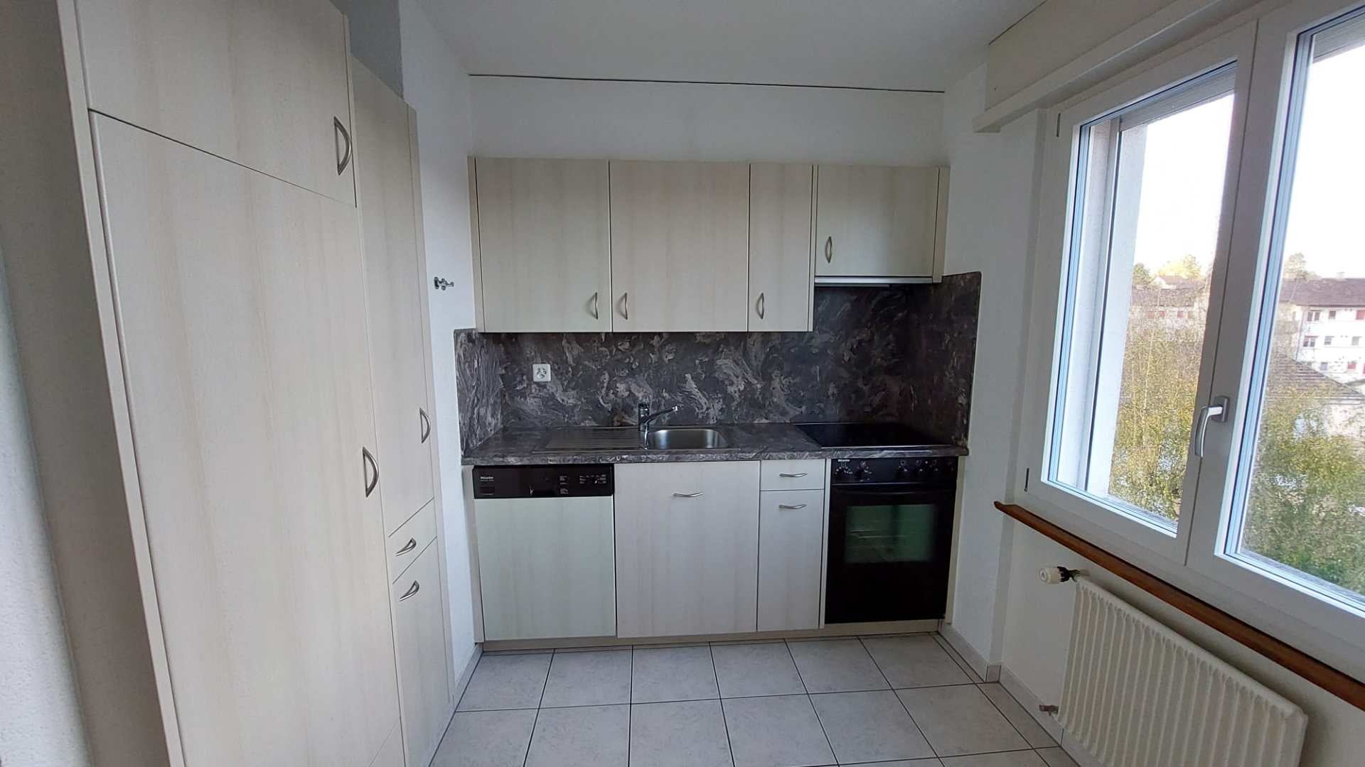 Appartement de 2.5 pièces à Alle - photo 1