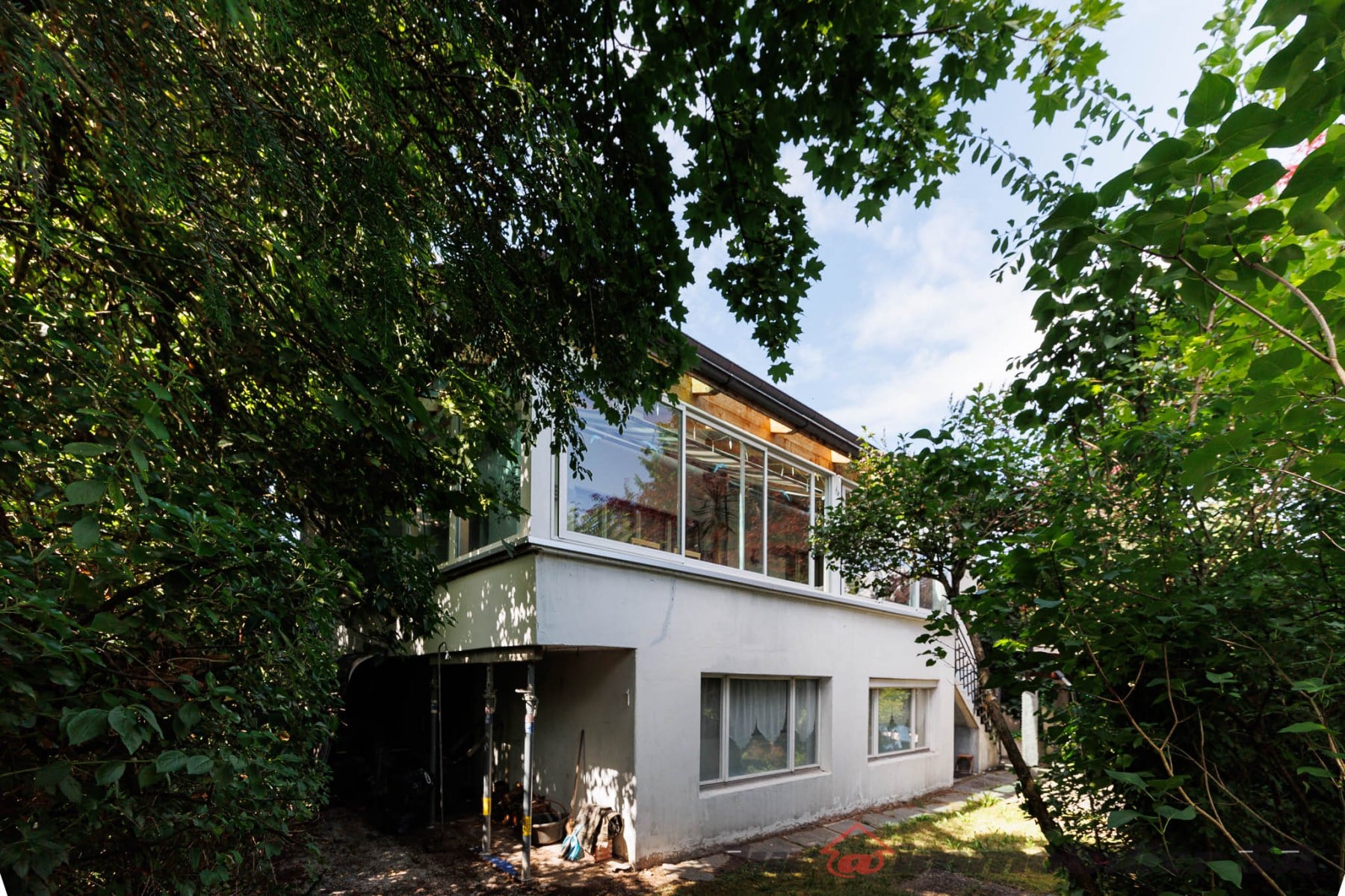 Maison familiale de 7 pièces à Delémont avec terrain de 875 m2 - photo 2