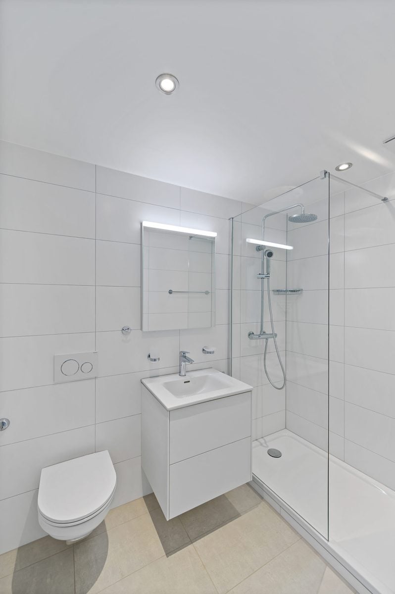 Appartement de 2.5 pièces entièrement rénové au 2ème étage - photo 5