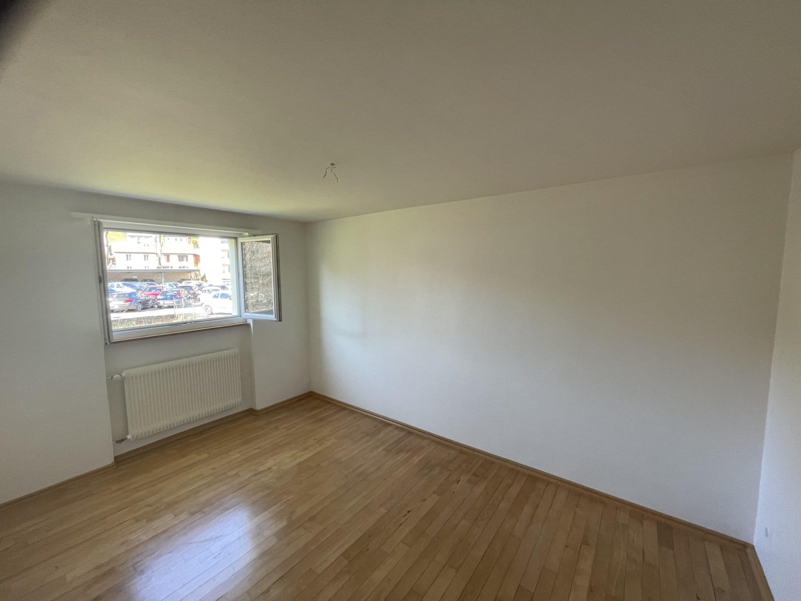 Appartement de 3 pièces au rez-de-chaussée supérieur - photo 3