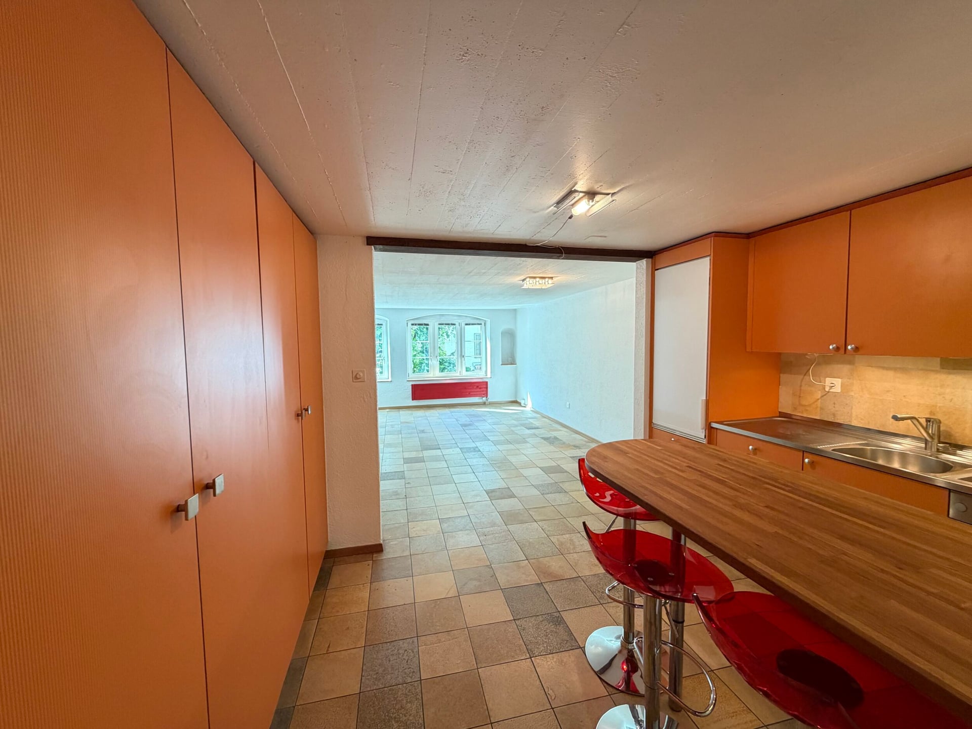 À louer à Delémont appartement de 2.5 pièces au 1er étage - photo 2