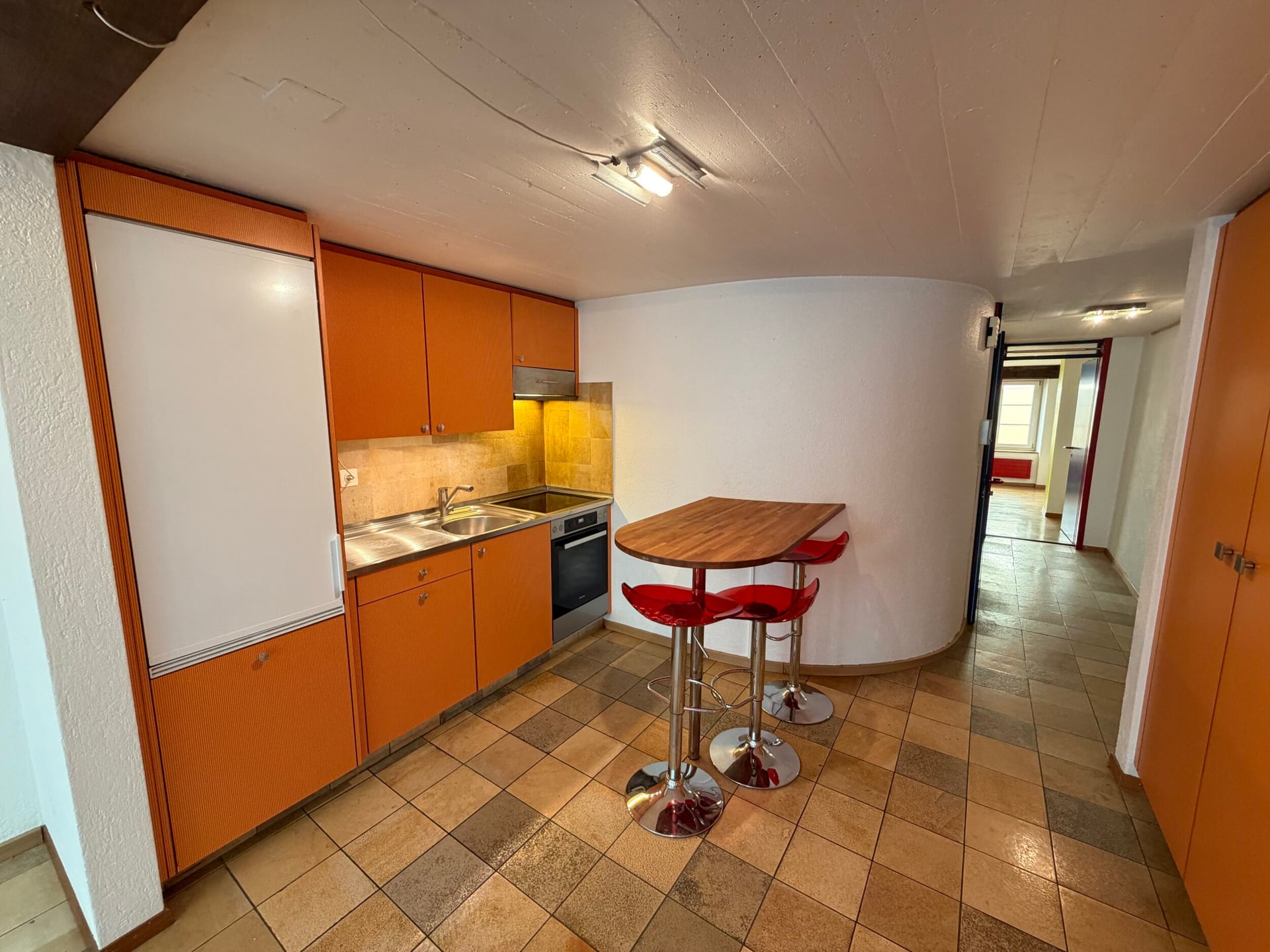 À louer à Delémont appartement de 2.5 pièces au 1er étage - photo 3