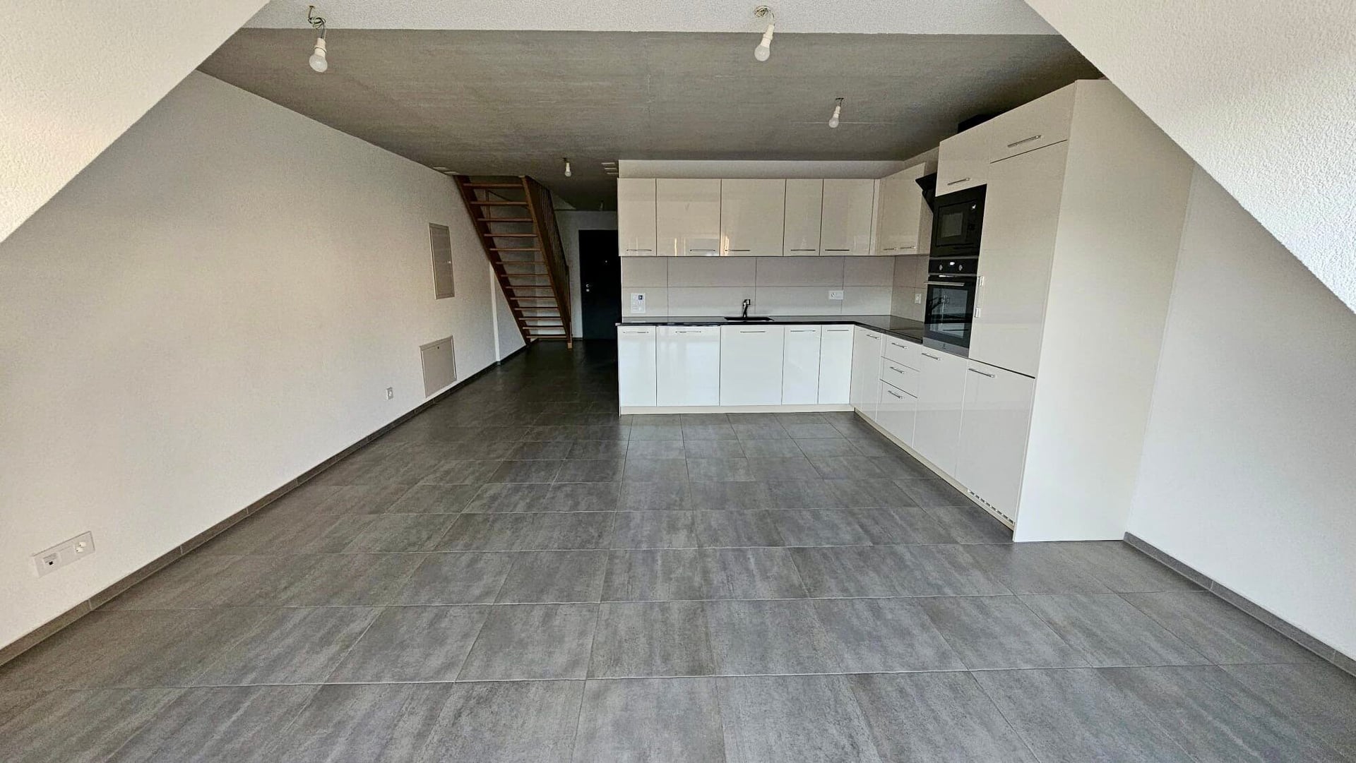 Coup de cœur assuré : duplex 4.5 pièces avec terrasse à Courroux - photo 3