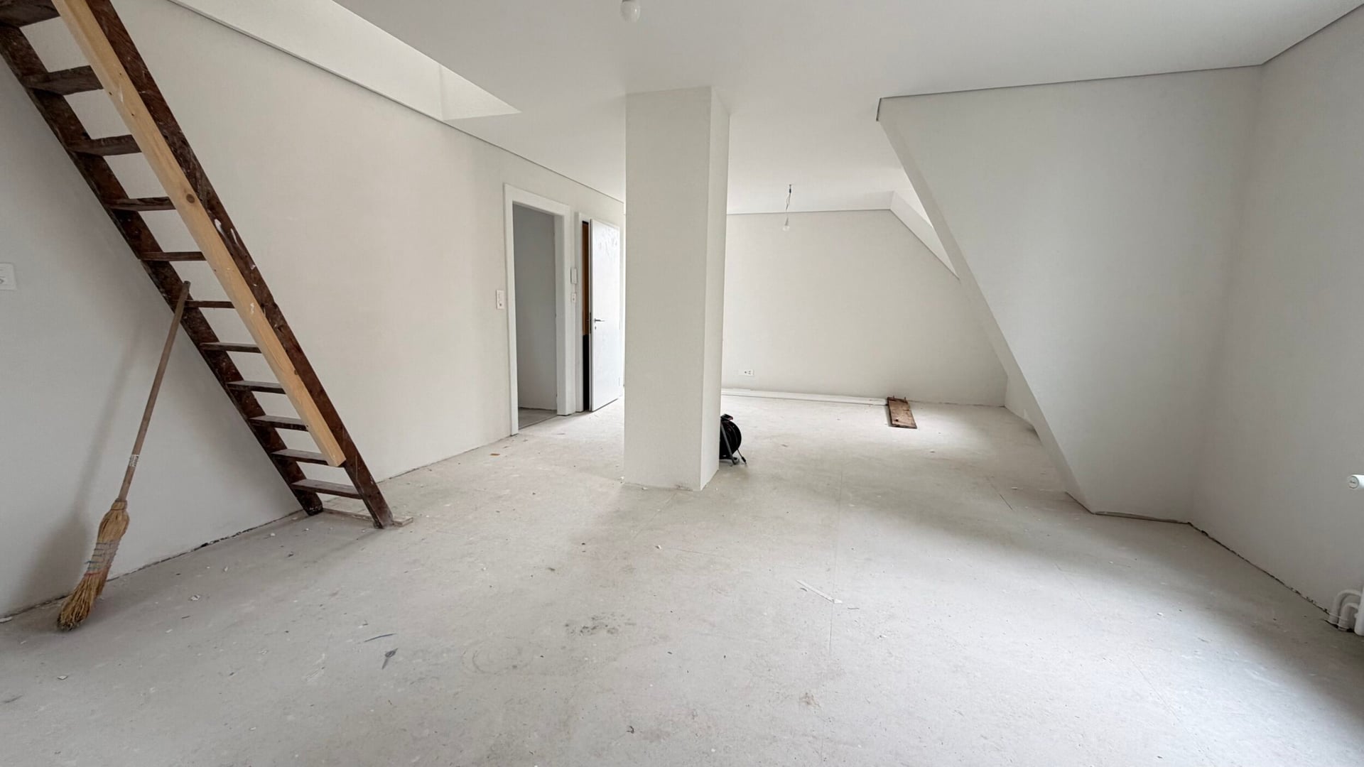 À louer appartement en duplex de 5,5 pièces à Delémont - photo 5