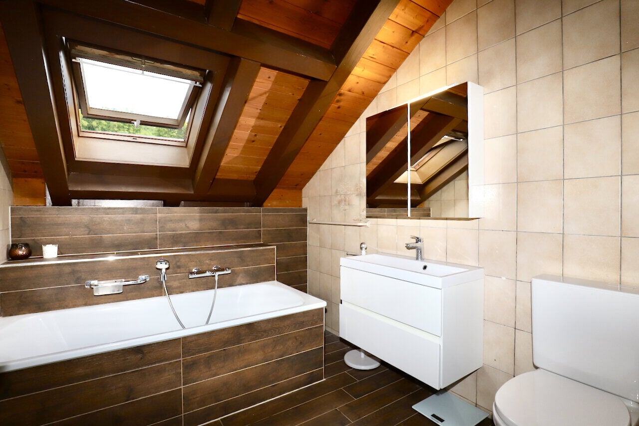 Charmante maison de 6.5 pièces à vendre à Delémont - photo 4