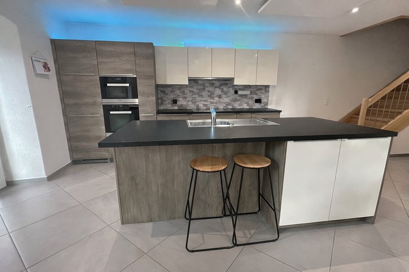 À vendre charmante maison rénovée à Coeuve - photo 2