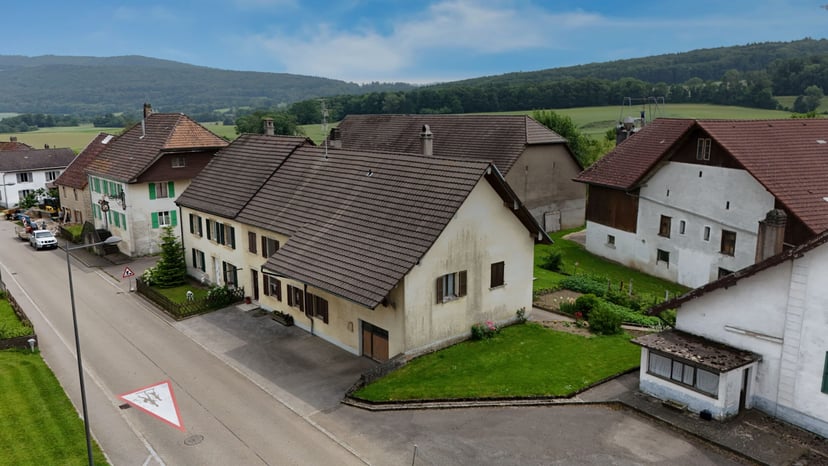Maison de village de 7 pièces à vendre à Damvant - photo 1