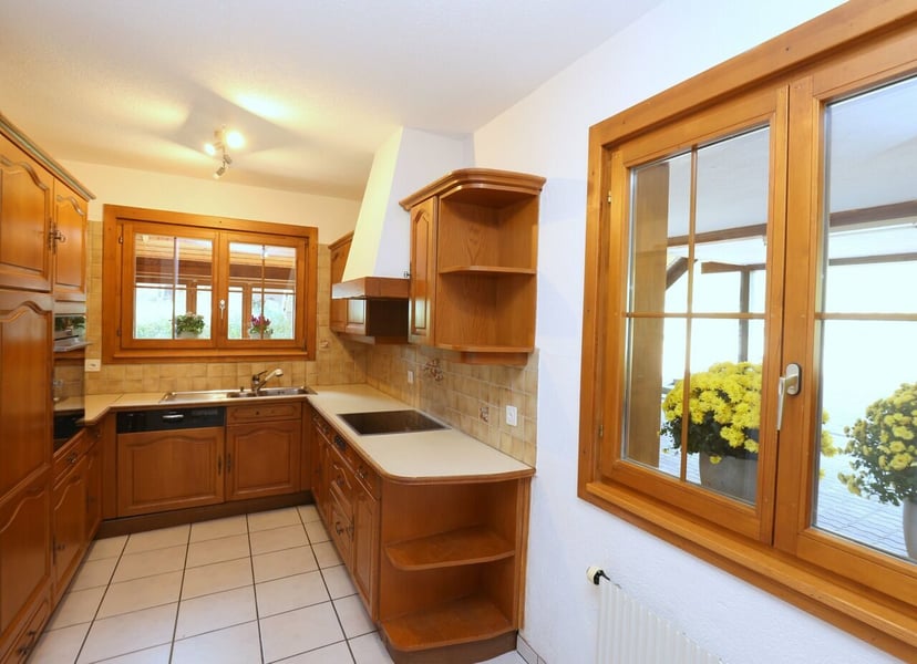 Villa de caractère de 9 pièces à Montsevelier - photo 4