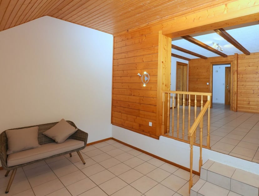 Villa de caractère de 9 pièces à Montsevelier - photo 5