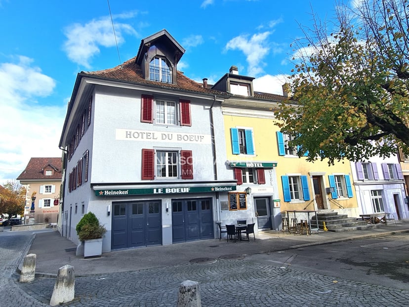 Hôtel-restaurant de renom à vendre à Delémont - photo 1