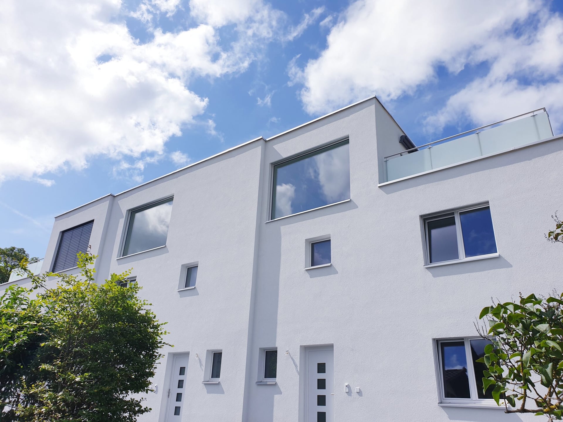 À vendre à Delémont maison moderne de 5.5 pièces avec jardin - photo 1