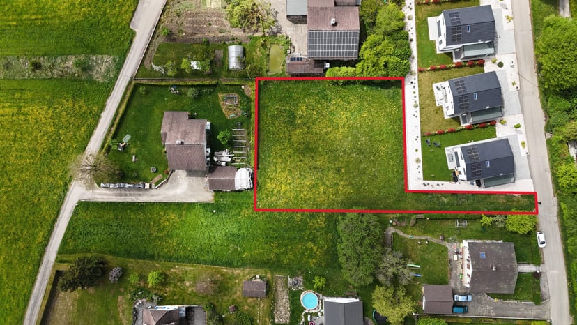 À vendre à Movelier terrain à bâtir de 1'468 m² - photo 1