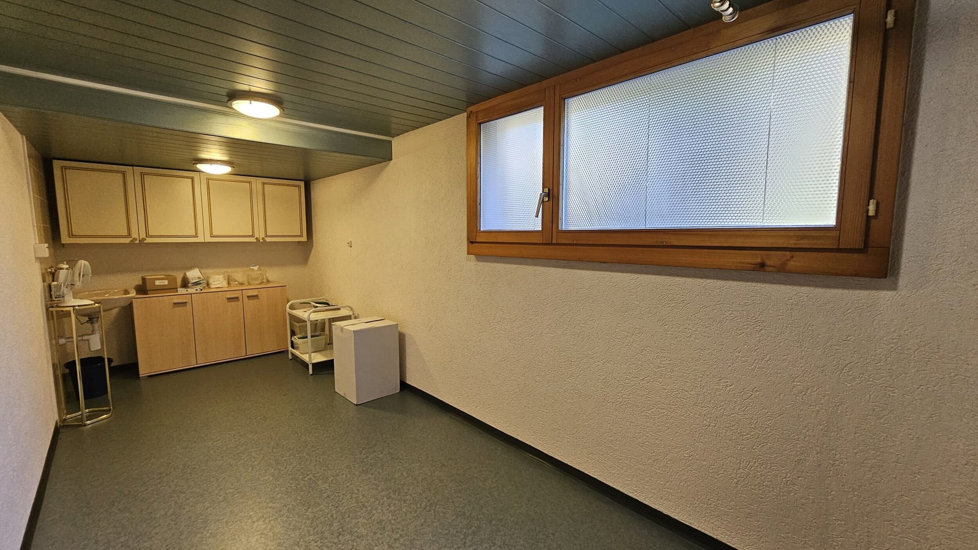 À vendre à Delémont appartement 2.5 pièces au rez-inférieur - photo 2
