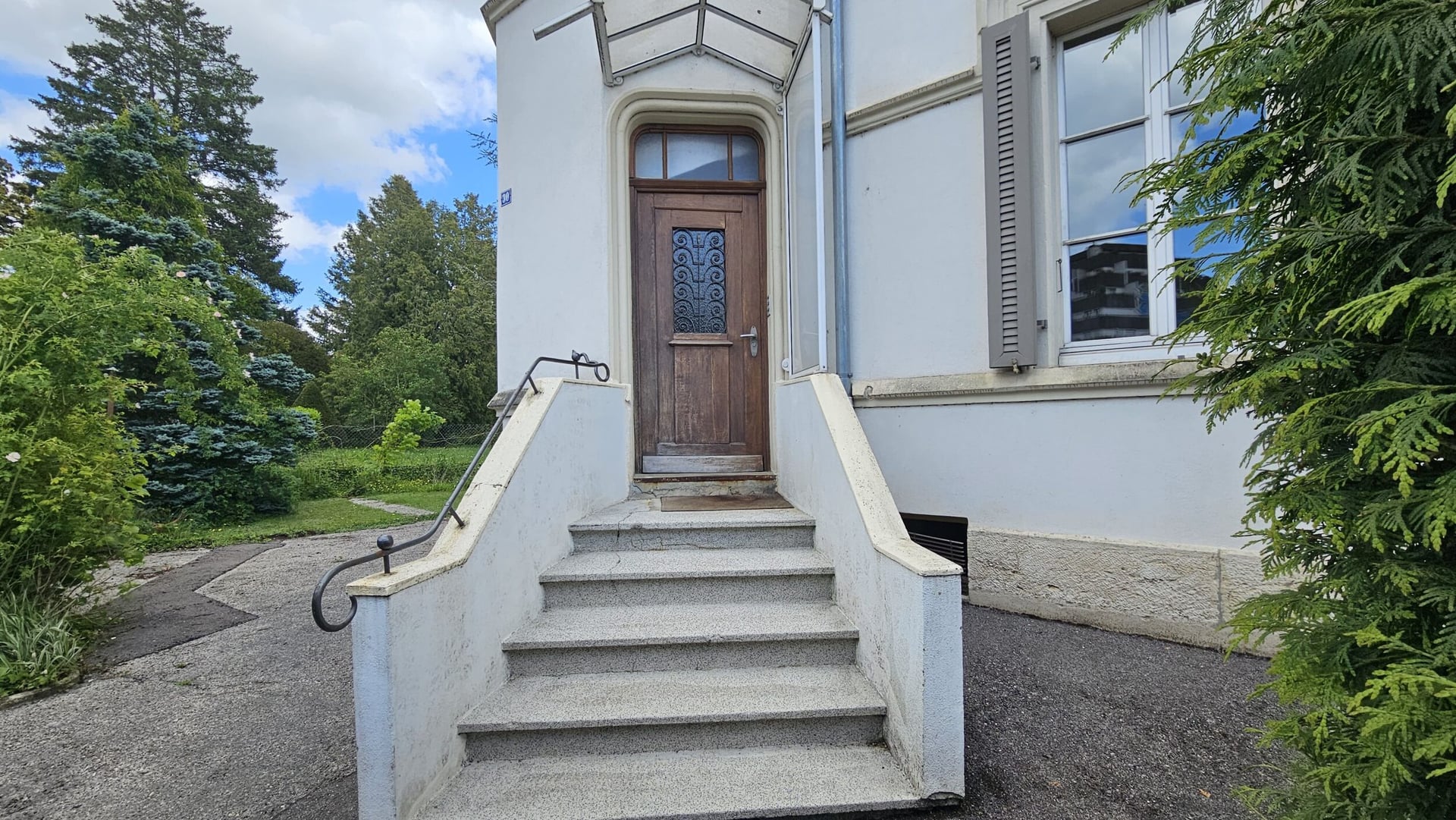 À vendre à Porrentruy maison de maître de 3 appartements - photo 4