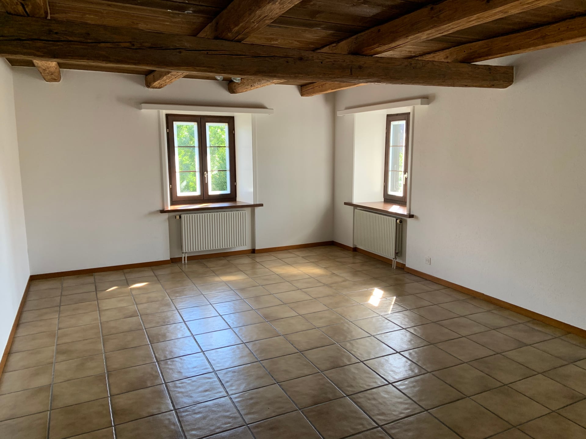 Vicques-Duplex de 4,5 pièces dans maison familiale - photo 2