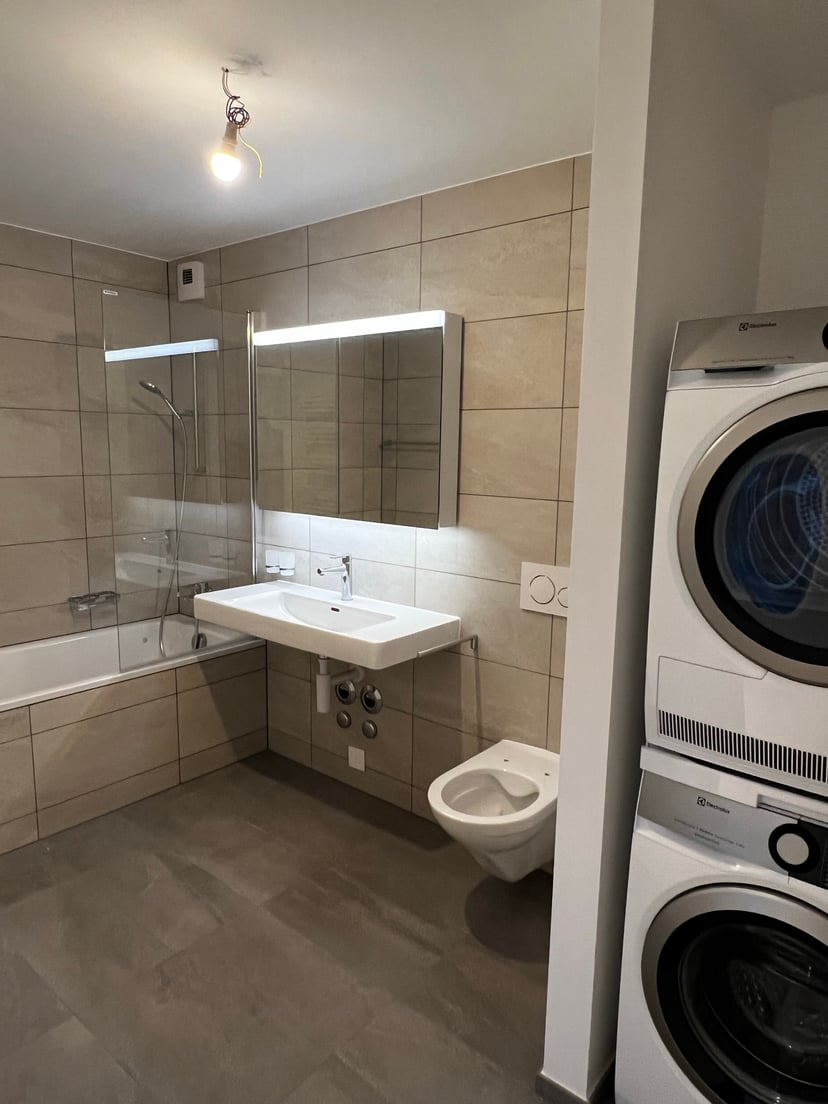 Delémont centre - 2 appartements (n° 5 et 17) de 4.5 pièces (107 m2) - photo 2