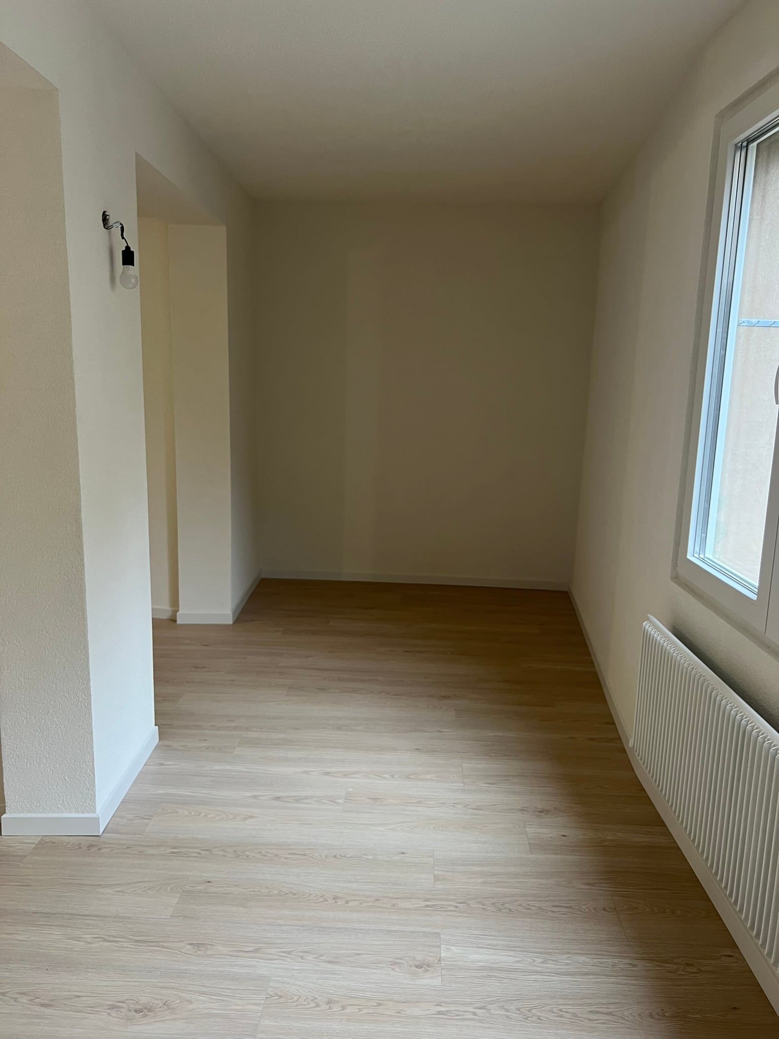Delémont - appartement renové de 2.5 pièces - photo 4
