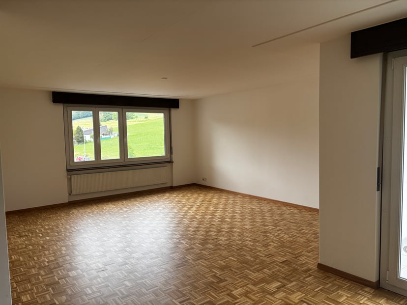 Moutier - dans les hauteurs de la Ville à deux pas de l'école primaire - photo 4