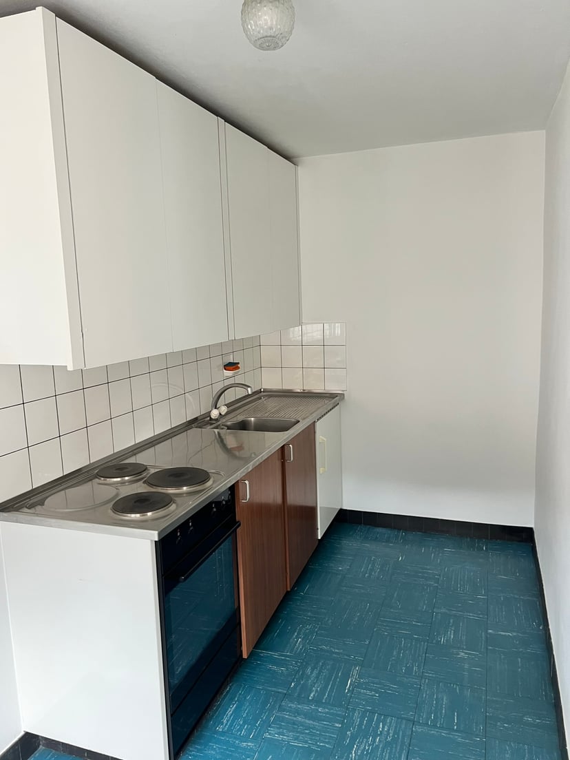 Tavannes - centre appartement de 2,5 pces avec balcon, sans ascenseur - photo 4
