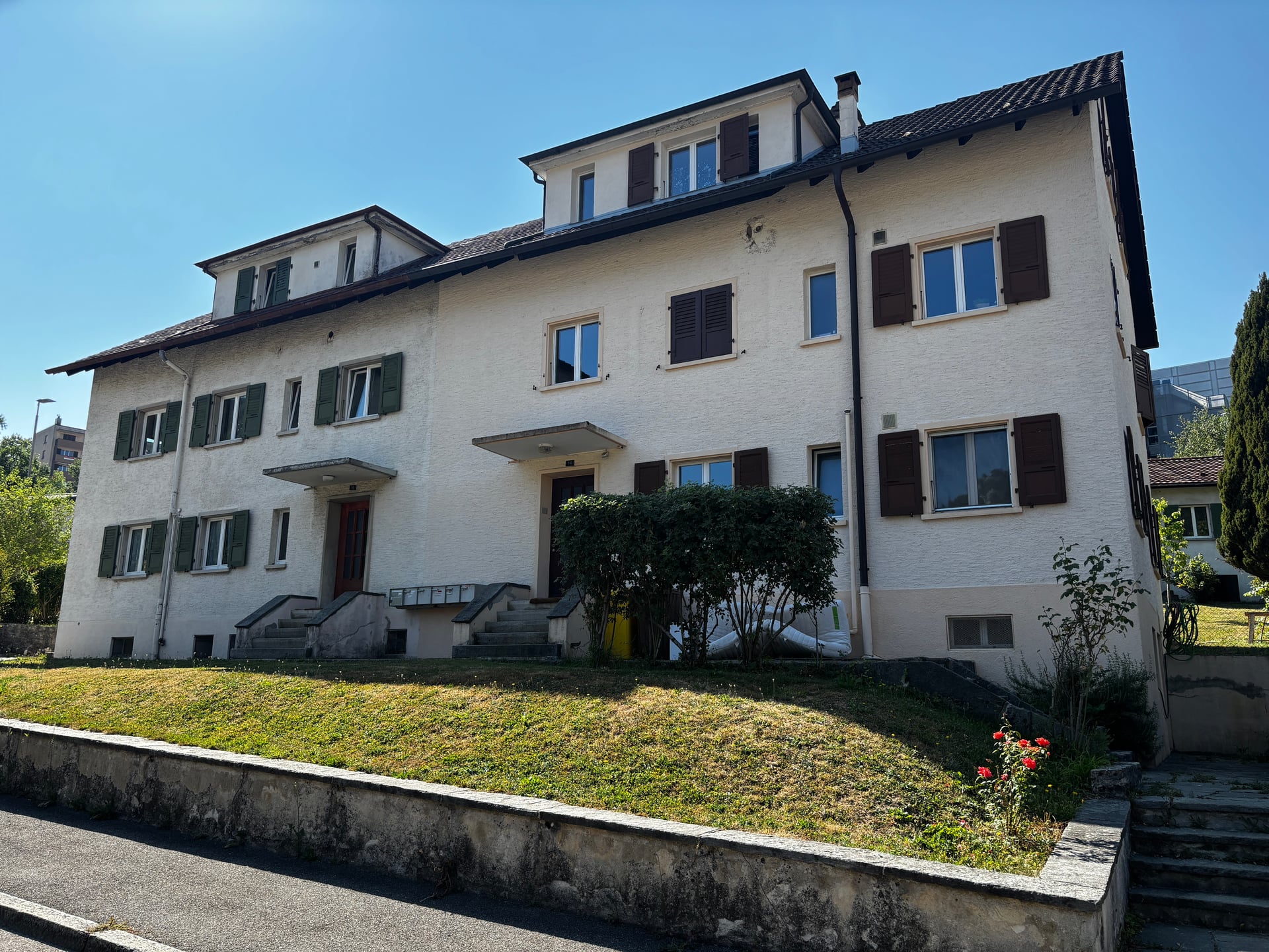 Moutier - proche gare - appartement de 3,5 pièces sous le toit - photo 1