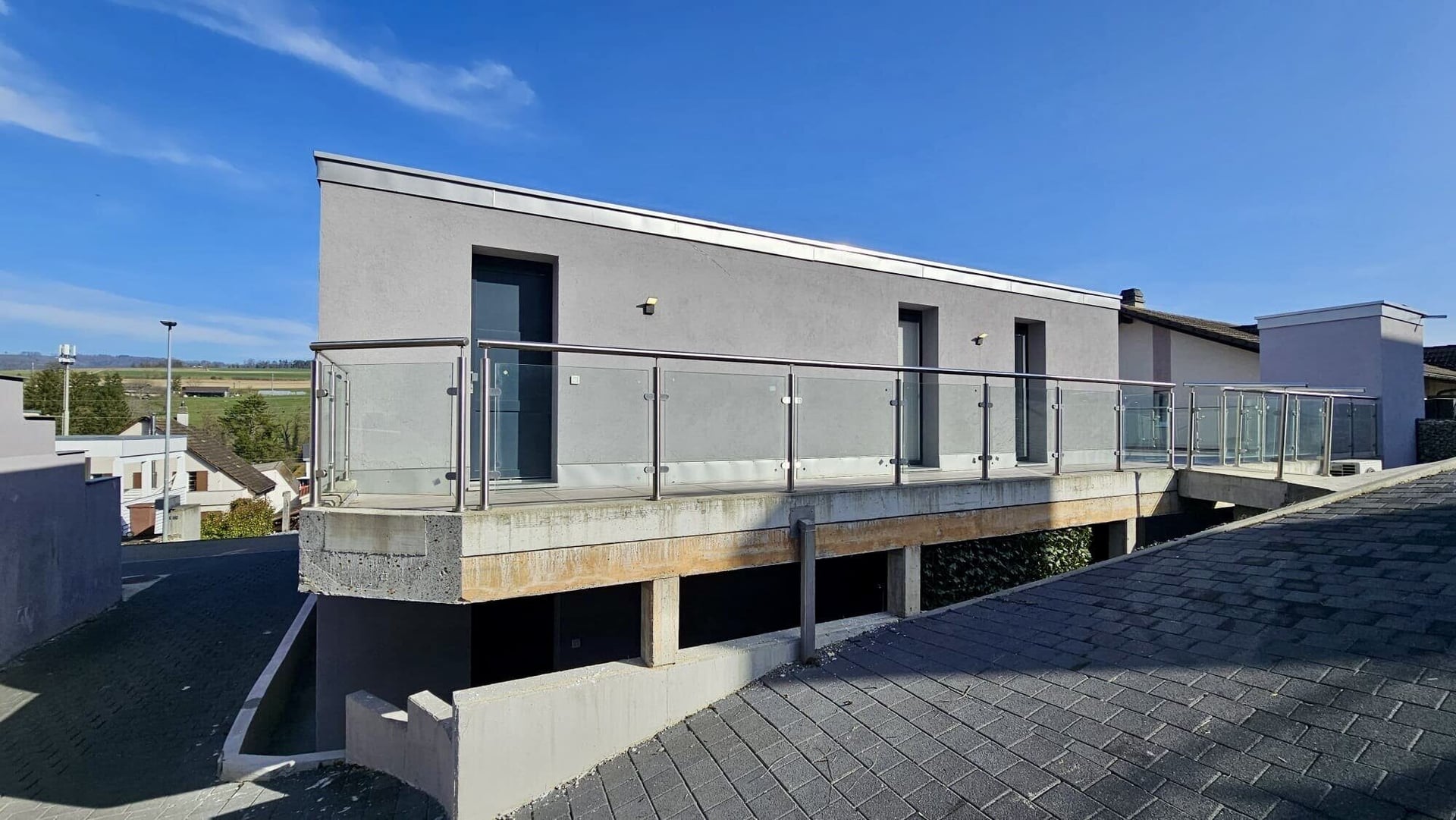 À louer à Courfaivre appartement de 4.5 pièces avec une belle terrasse - photo 1