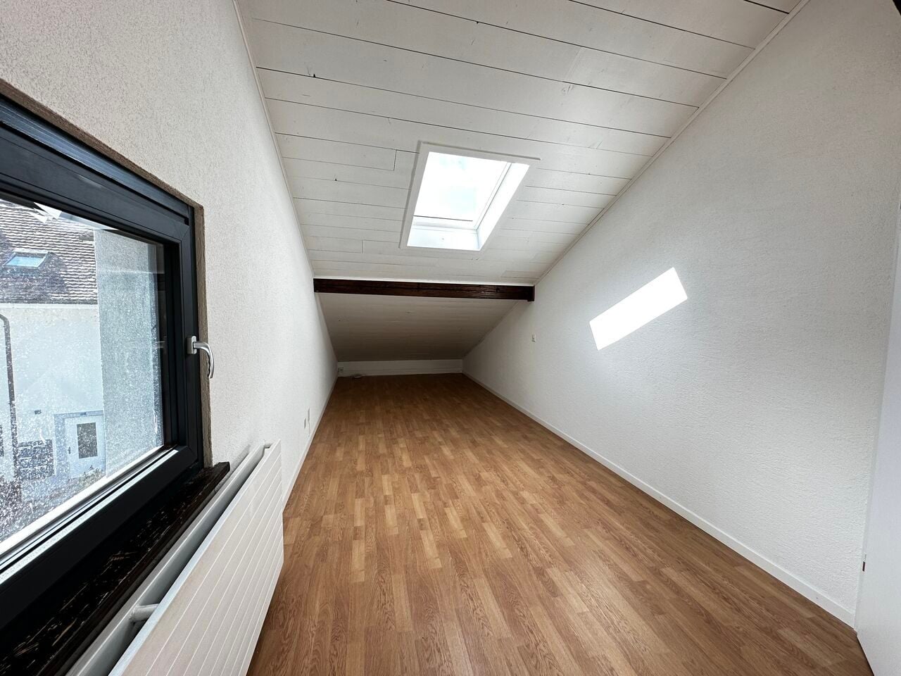 Appartement de 4.5 pièces au 1er étage à louer à Courroux - photo 3