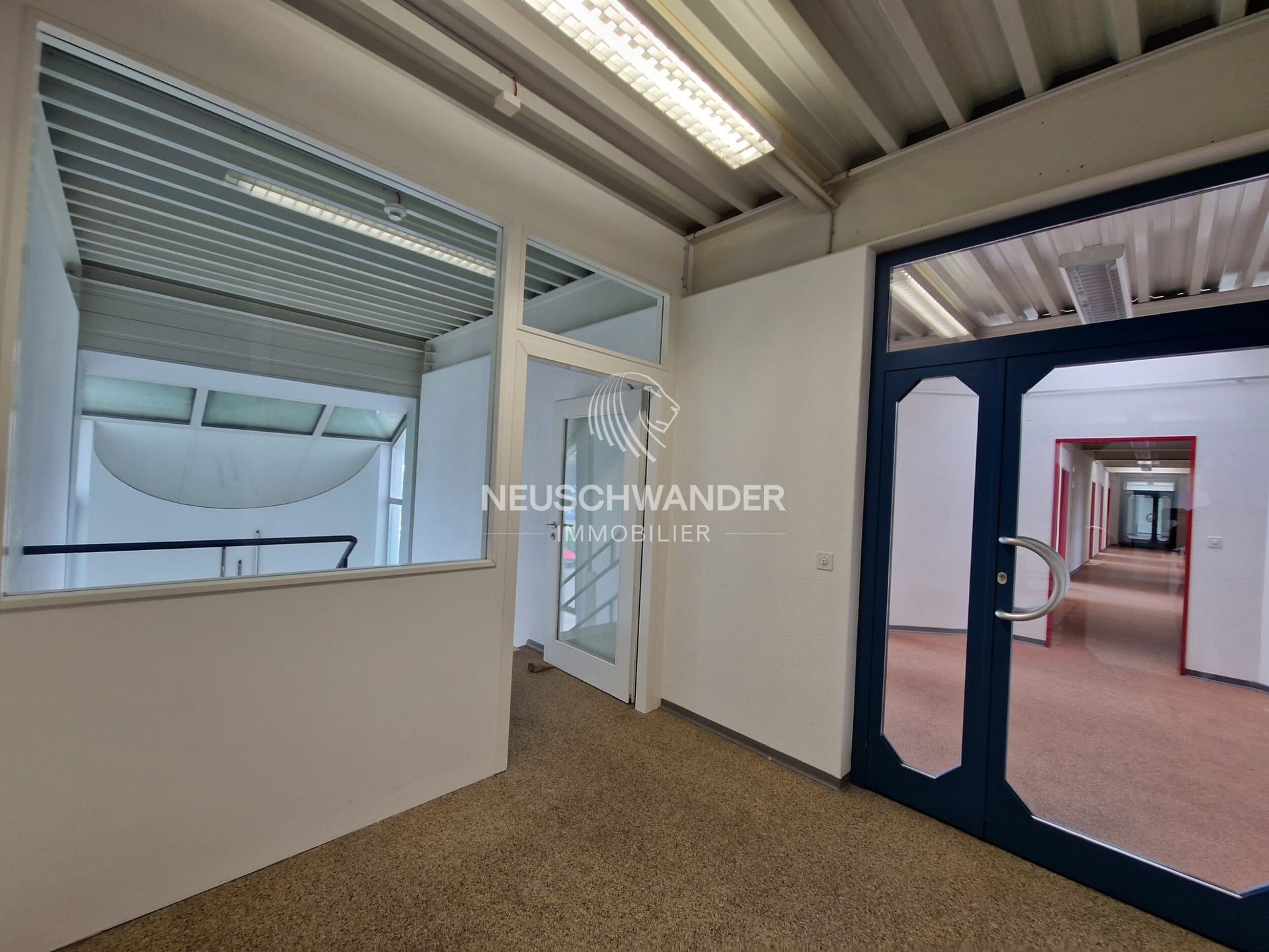 À Delémont grande surface commerciale de 504 m2 à louer - photo 1