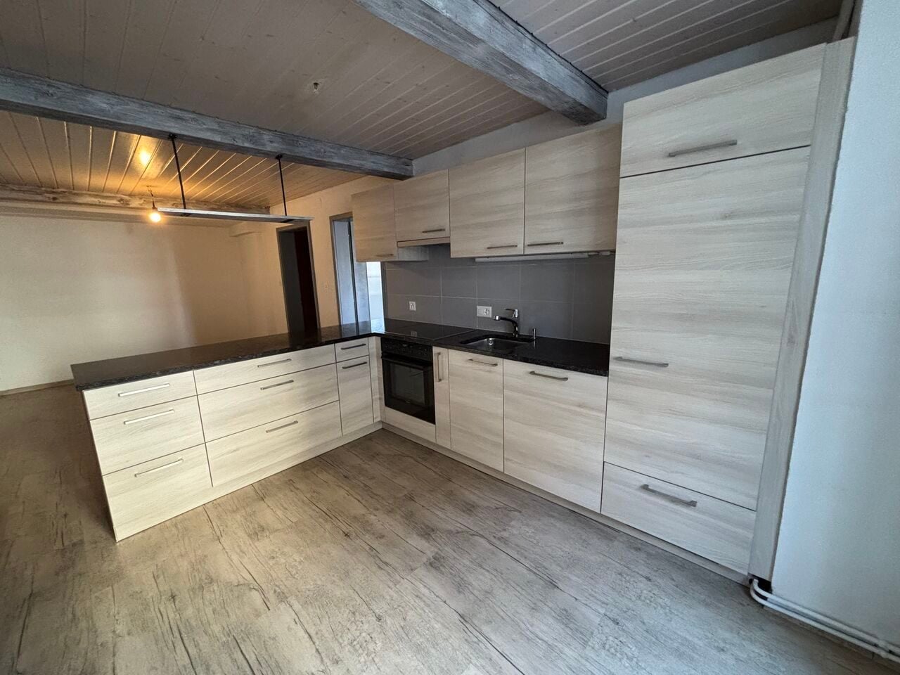 À louer à Porrentruy grand appartement de 4.5 pièces - photo 2