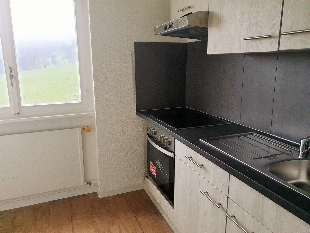 À vendre maison locative de 2 logements et 1 local commercial à Asuel - photo 3