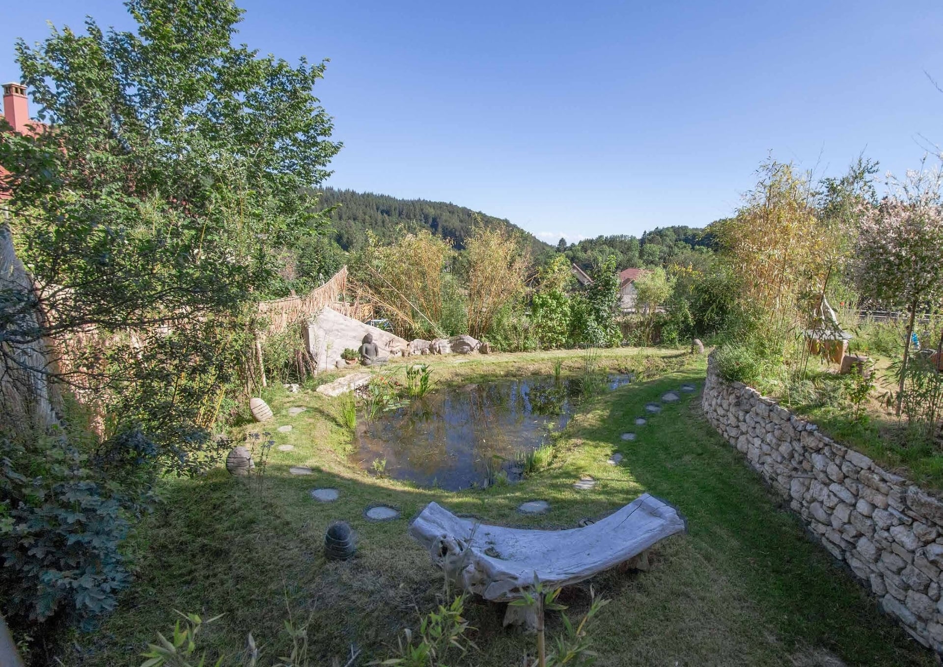 À vendre ancien moulin rénové dans le village de Lamboing - photo 1