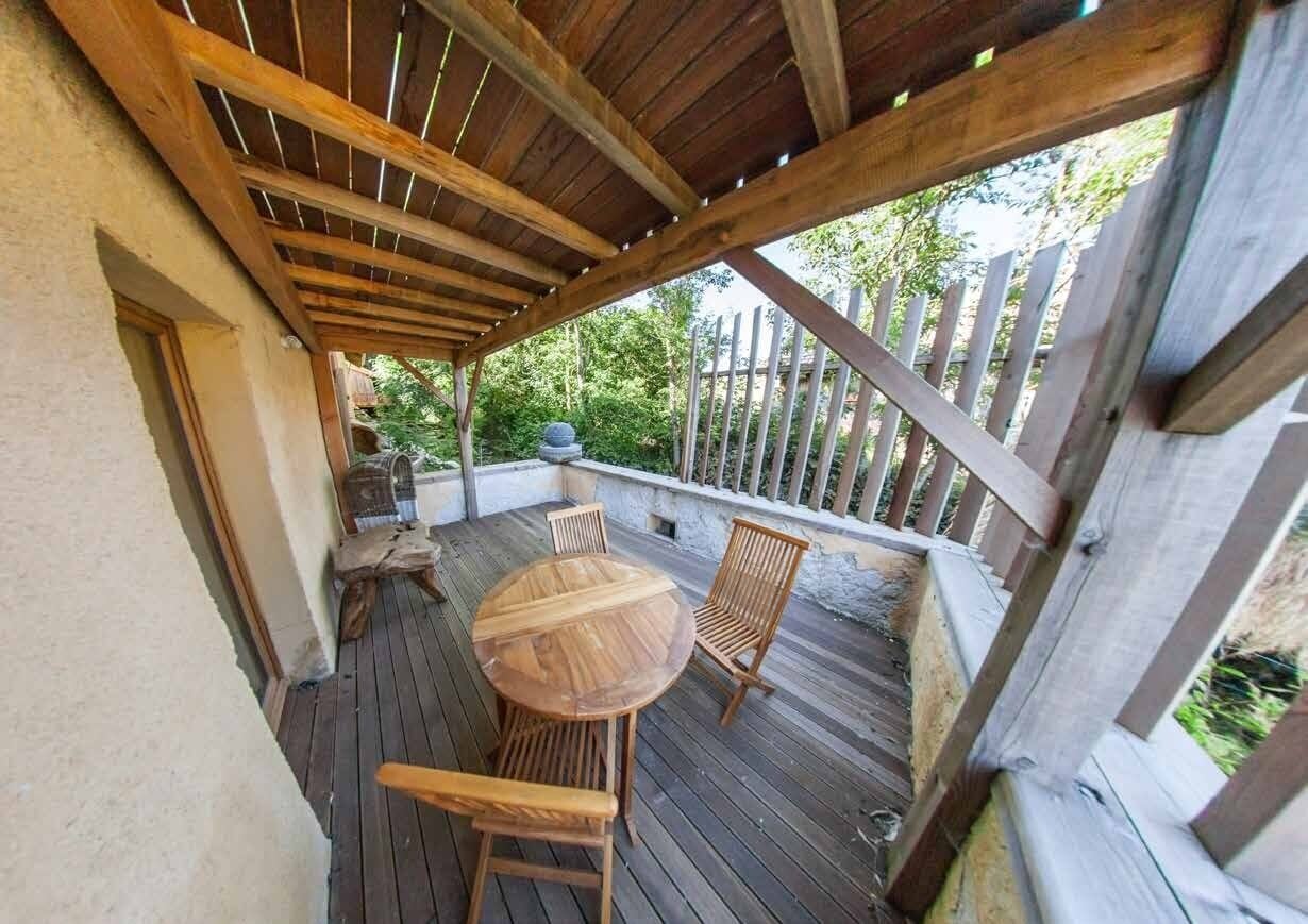 À vendre ancien moulin rénové dans le village de Lamboing - photo 2