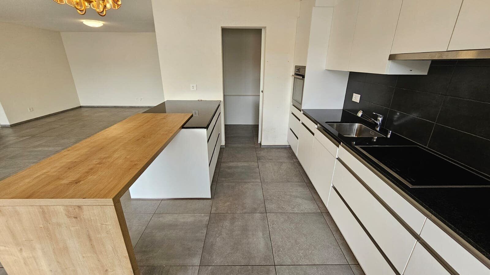 À Bassecourt appartement de 4.5 pièces au 1er étage à vendre - photo 2