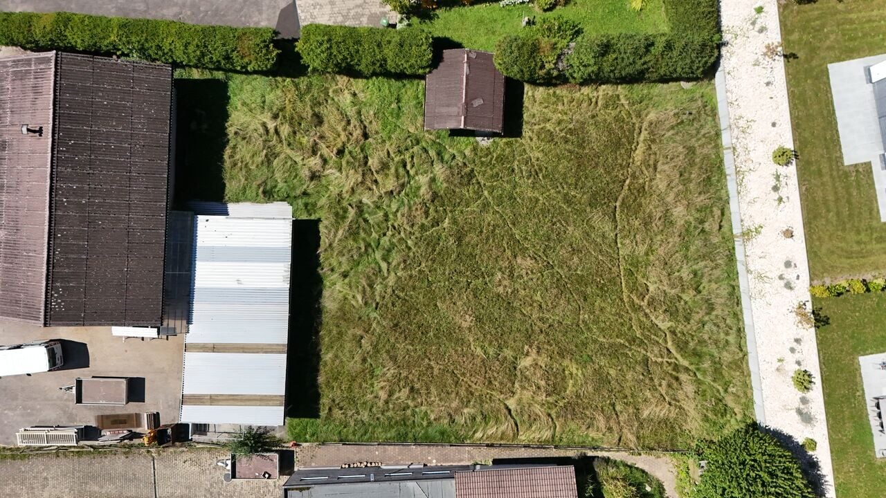 Dans la village de Movelier terrain de 682 m2 en HA à vendre - photo 1