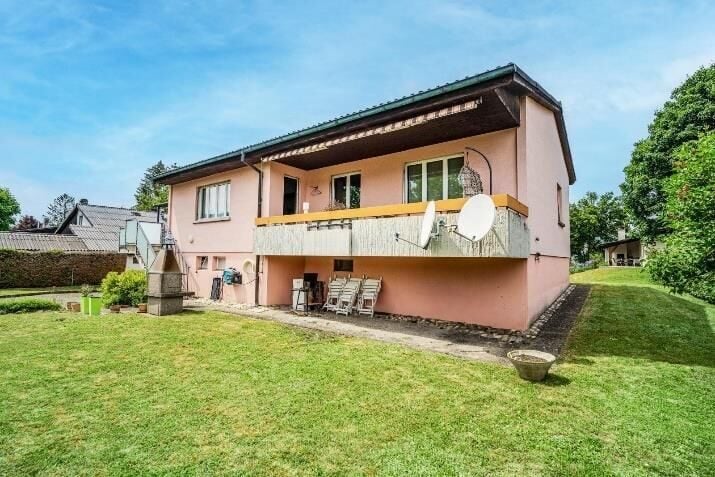 À vendre à Courroux spacieuse maison individuelle de 6 pièces - photo 1