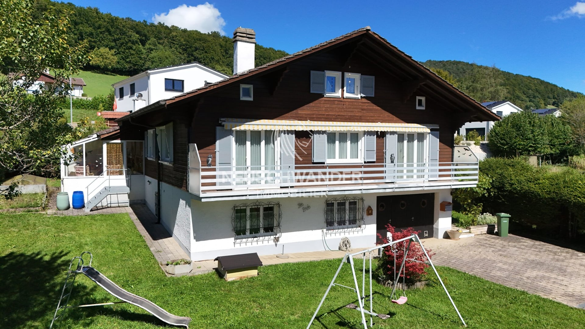 Maison de 8 pièces sur une grande parcelle à vendre à Movelier - photo 1