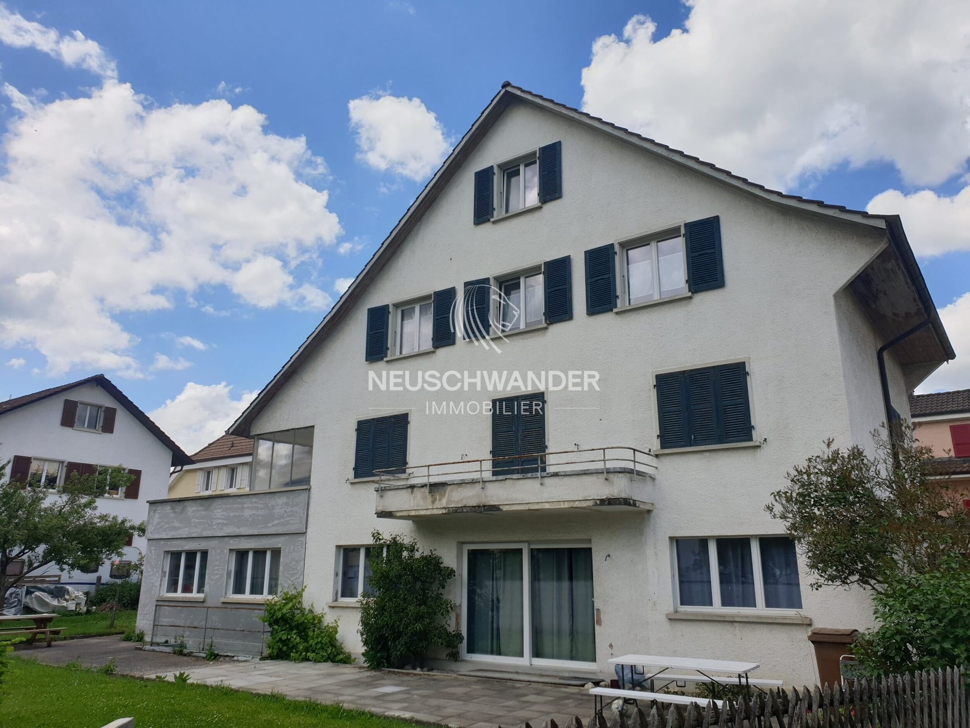 À vendre à Bassecourt maison locative de 4 appartements - photo 1