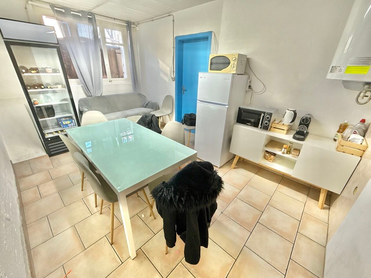 À vendre à Bassecourt spacieux atelier de polissage de 10 pièces - photo 5