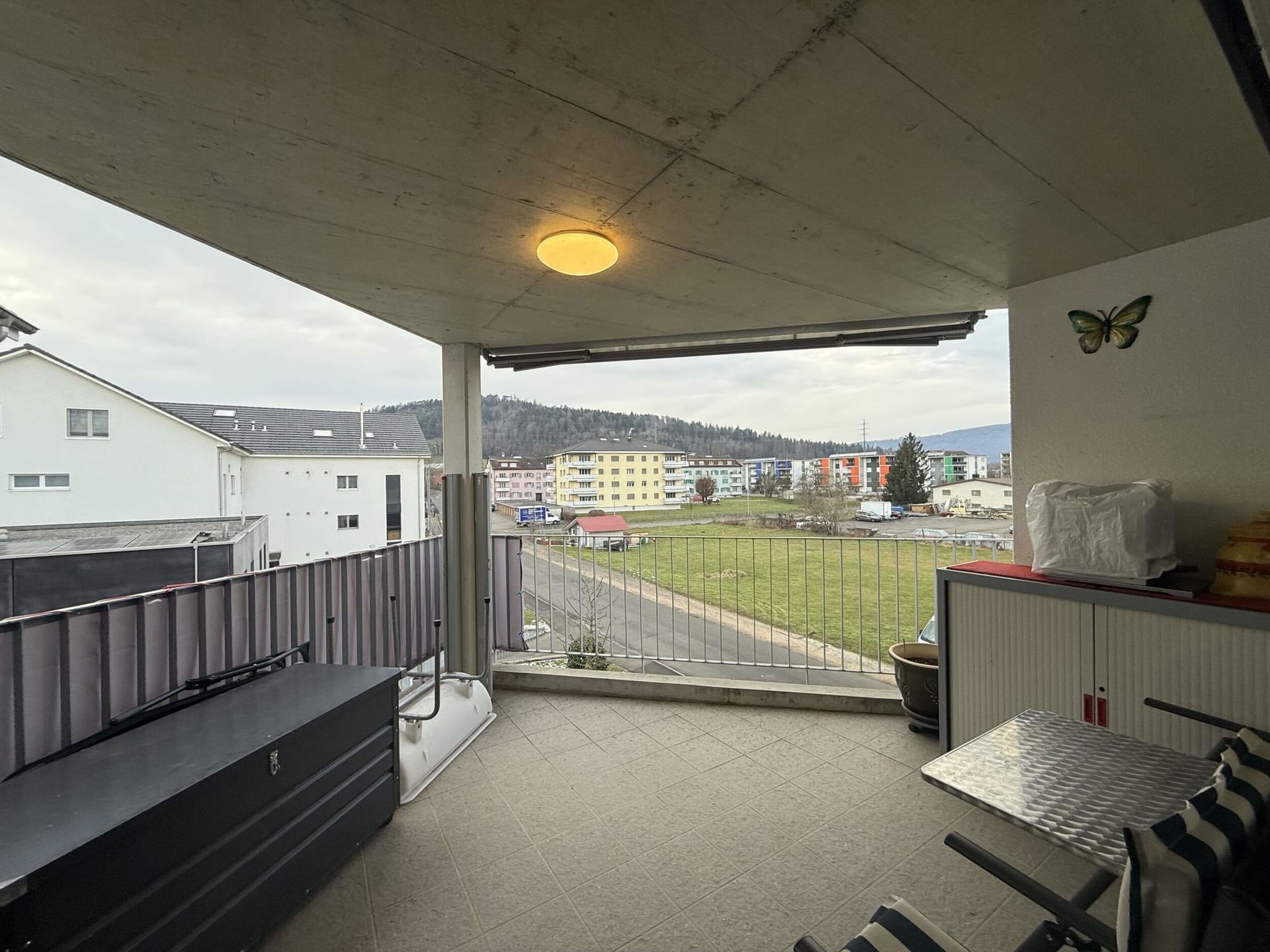 À vendre à Courrendlin appartement de 4.5 pièces au 2ème étage - photo 3