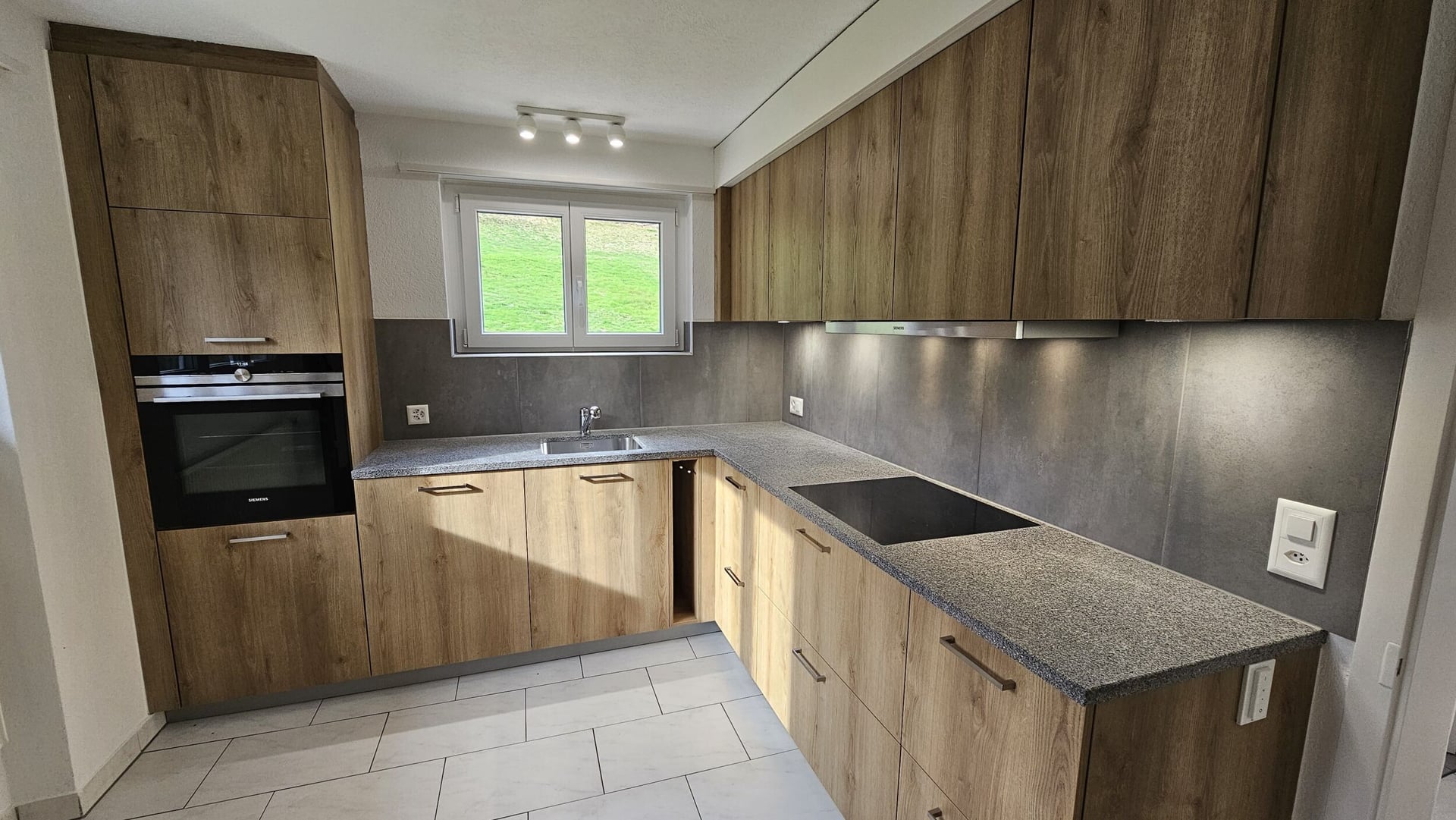 À vendre à Roches (BE) immeuble de 3 appartements avec 4 garages - photo 5