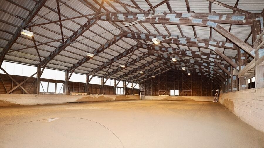 Domaine équestre avec hôtel-restaurant et appartement de fonction - photo 4