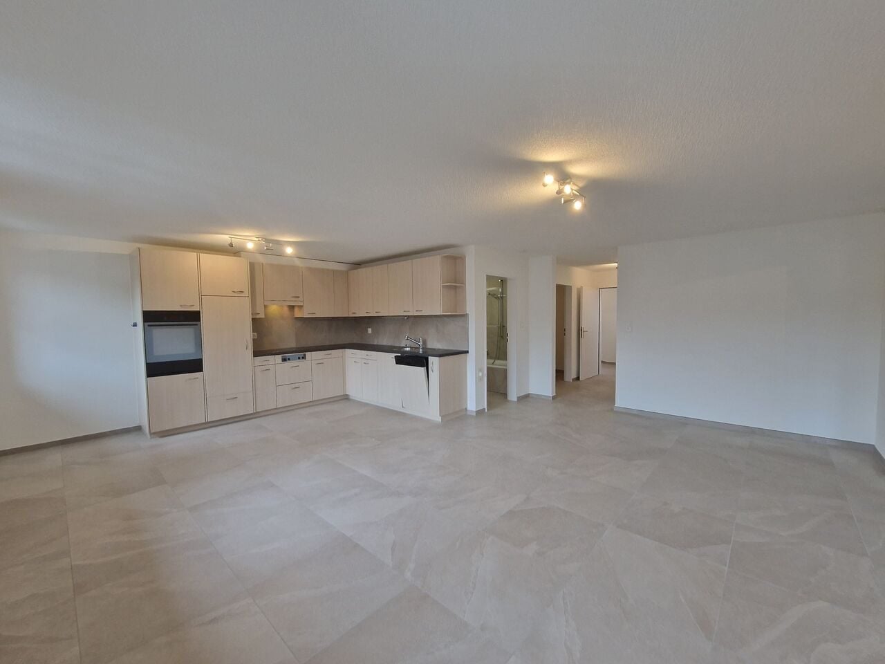 Dans le village de Alle appartement de 4.5 pièces à vendre - photo 2