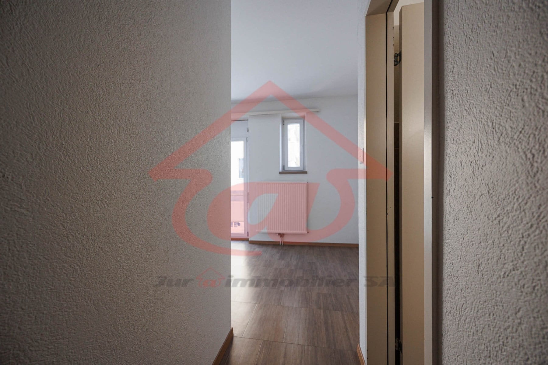 Bureau de 1 pièce au 1er étage - photo 4