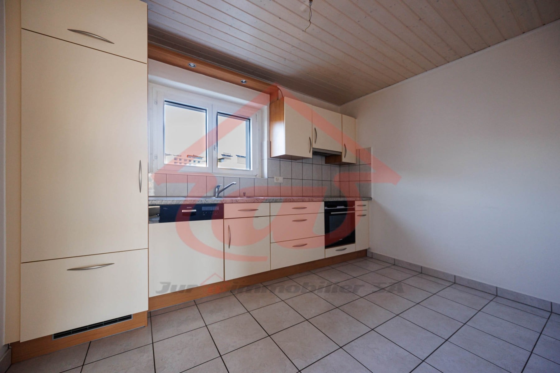 Appartement de 4 pièces au 3ème étage - photo 2