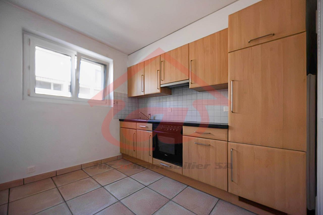 Appartement de 3 pièces au rez-de-chaussée - photo 4