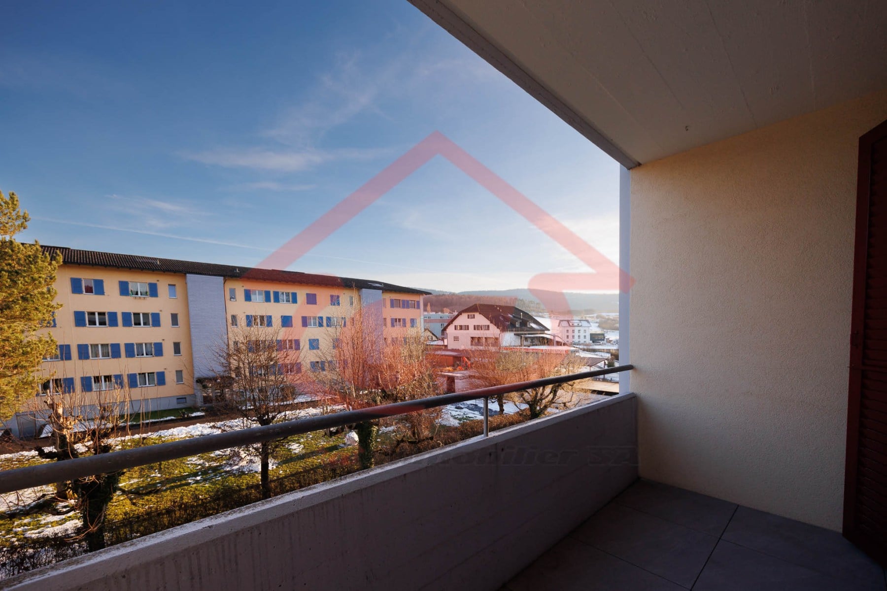 Appartement de 3 pièces au 2ème étage - photo 2