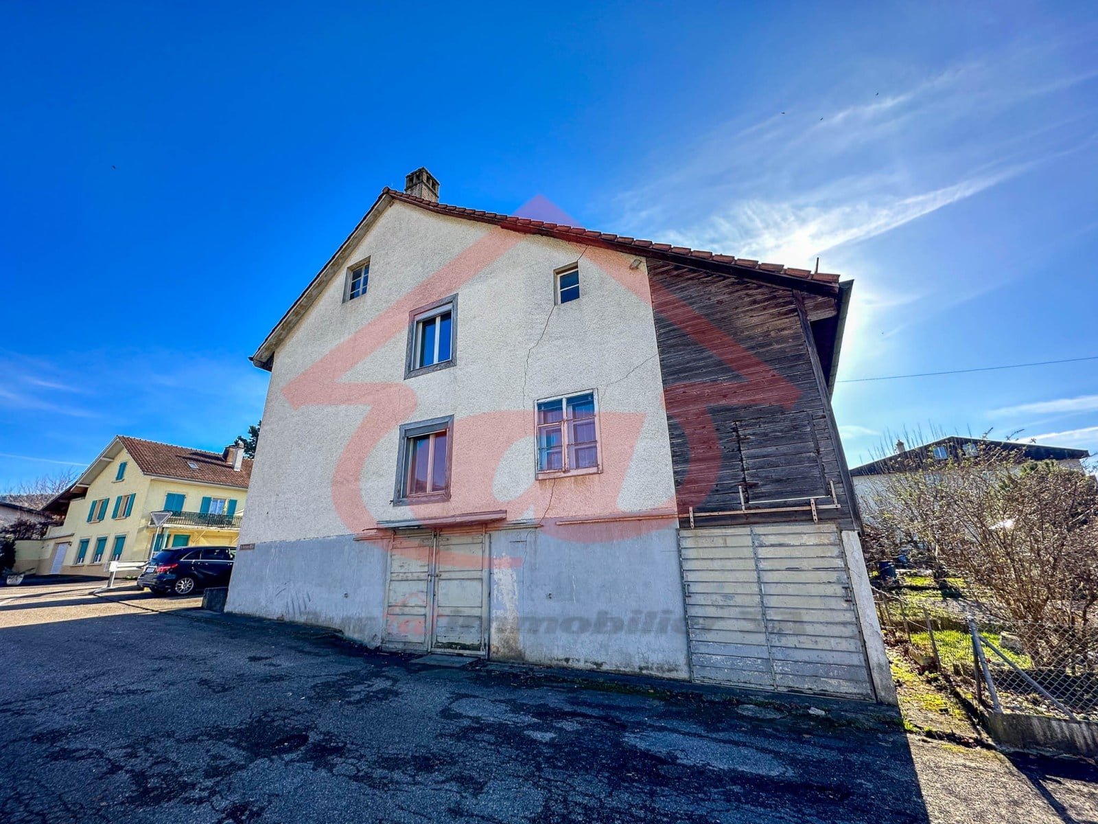 Maison locative à rénover avec potentiel pour 3 ou 4 appartements - photo 2