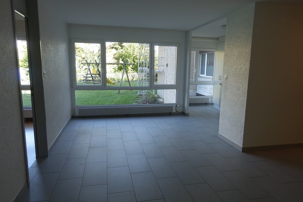 Appartement de 4.5 pièces au rez-de-chaussée - photo 3