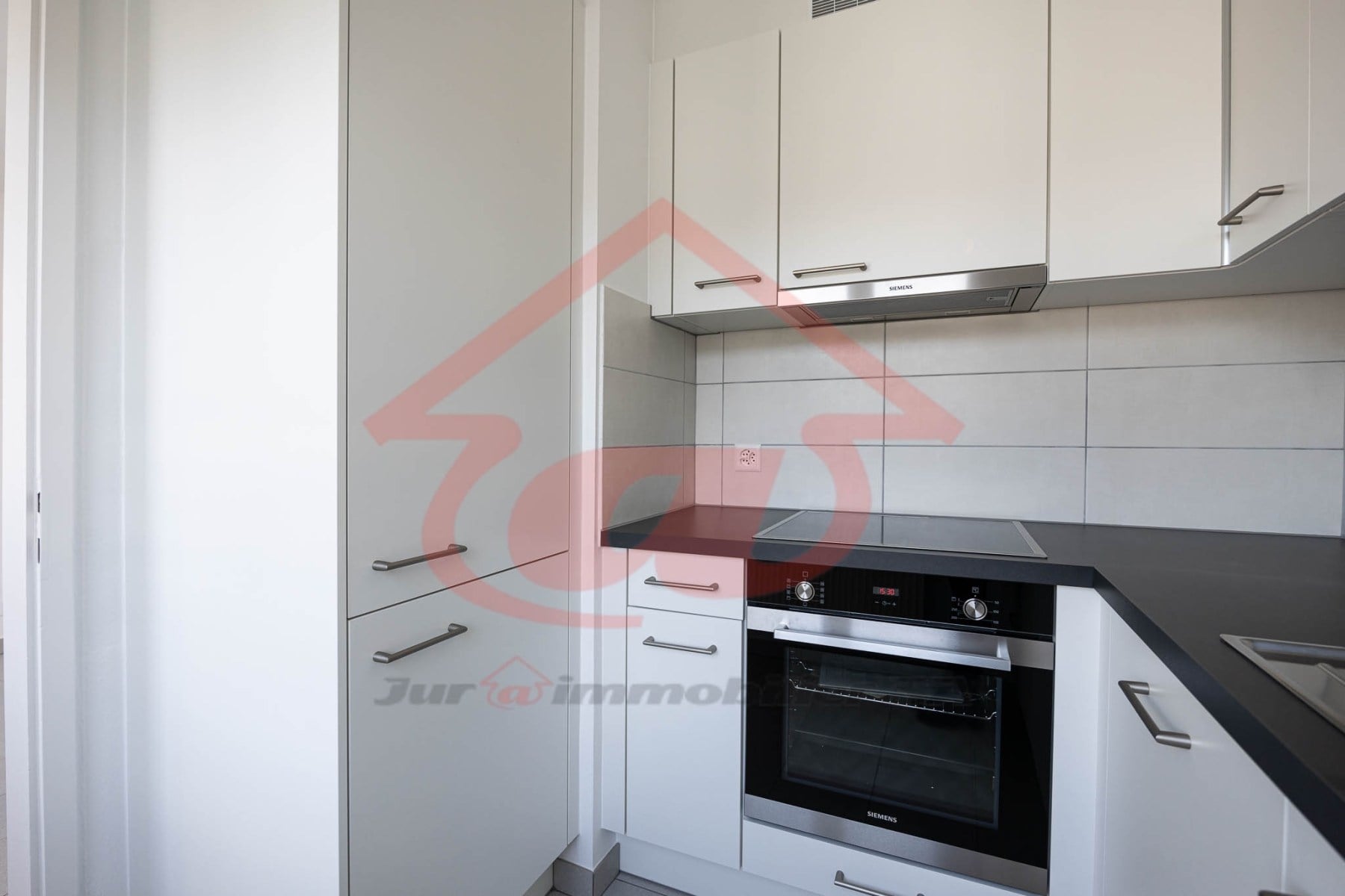 Appartement entièrement rénové de 3.5 pièces à Delémont - photo 3