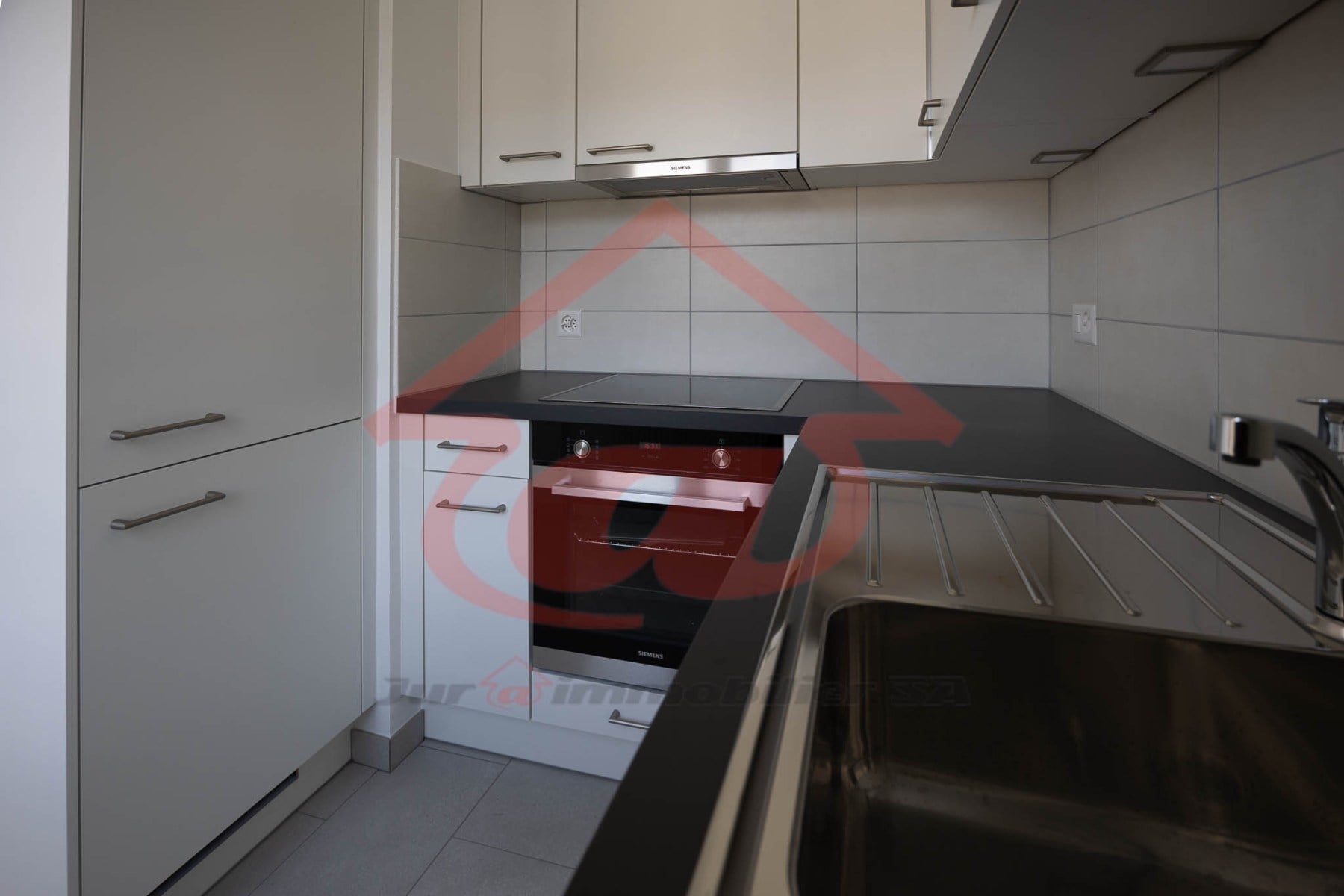 Appartement entièrement rénové de 3.5 pièces à Delémont - photo 2
