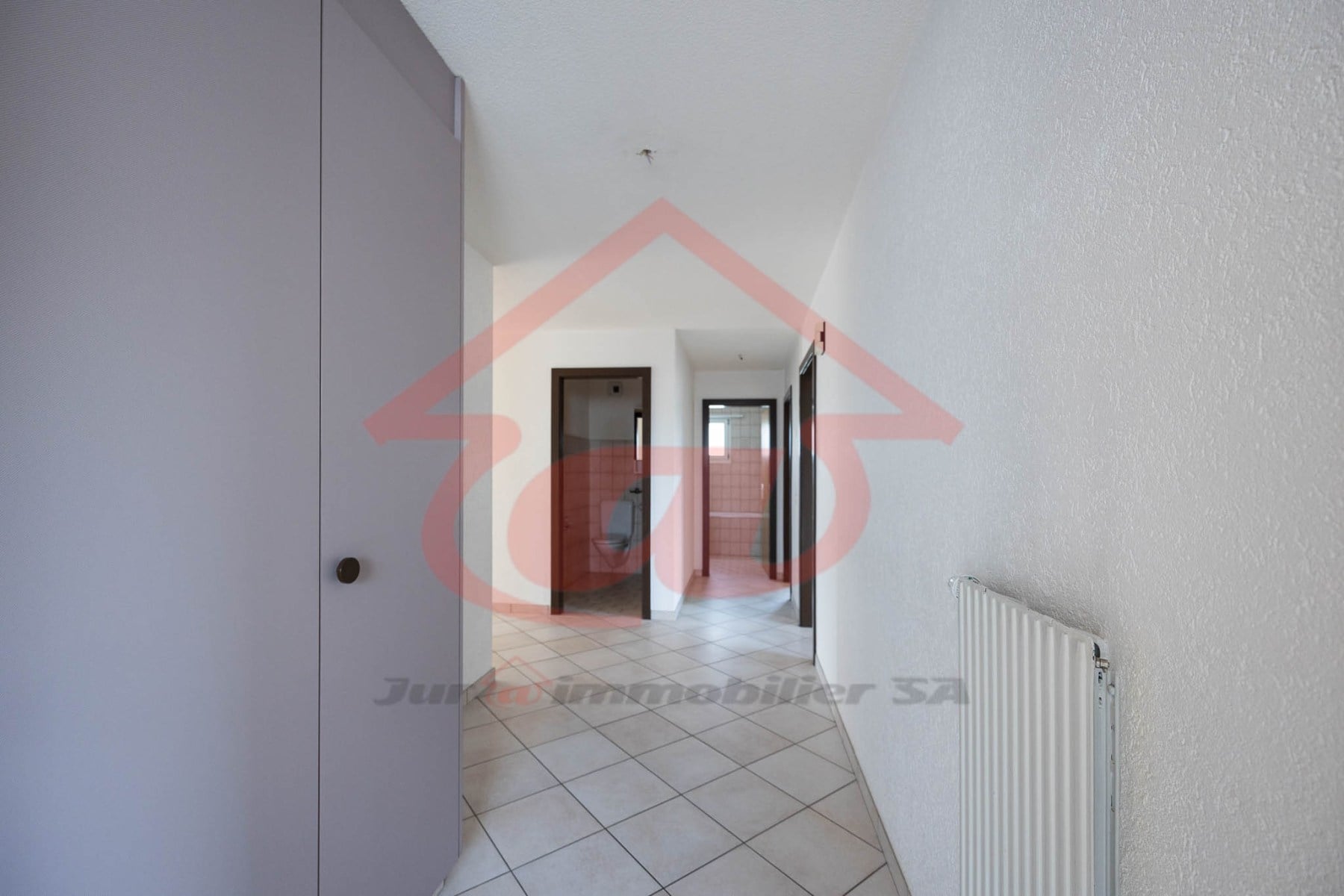 Appartement de 4 pièces au 2ème étage - photo 5